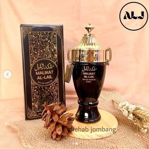 Malikat Al-Lail Perfume Pour Femme 100ml. 3.4fl oz